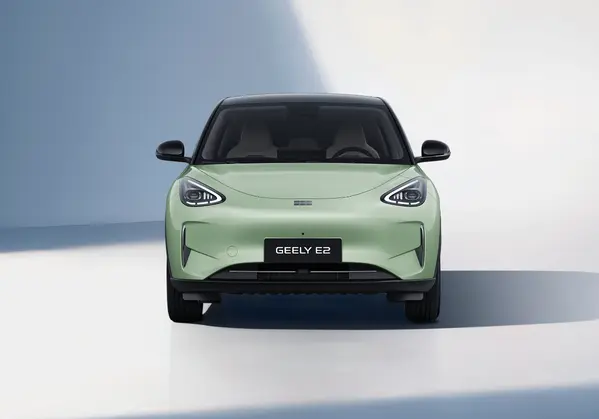 condução ágil do geely e2